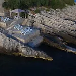 Kiara *
